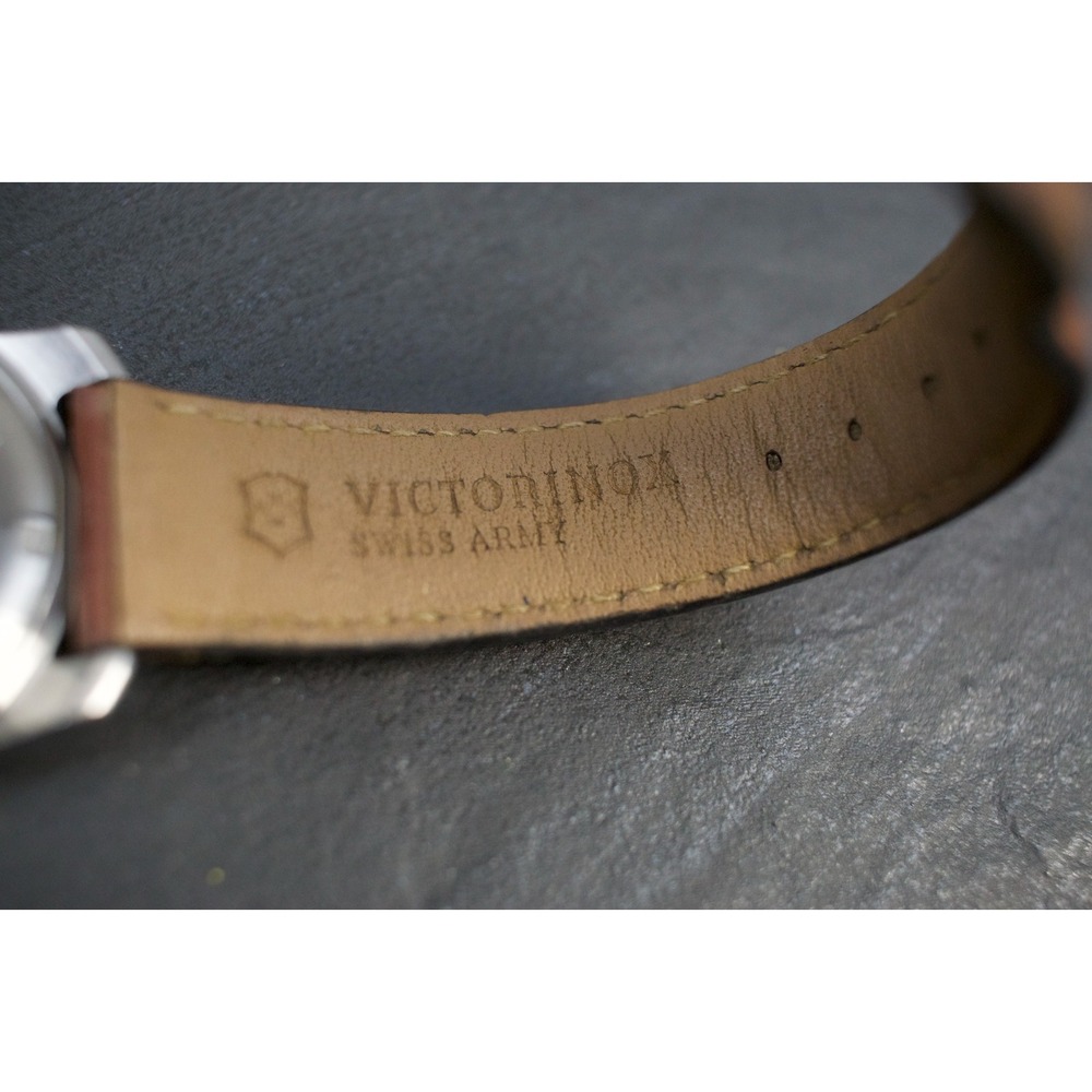 Victorinox Swiss Army 2013 Boy Scout National Jamboree Summit Watch 39mm Silver - Picture 7 of 7